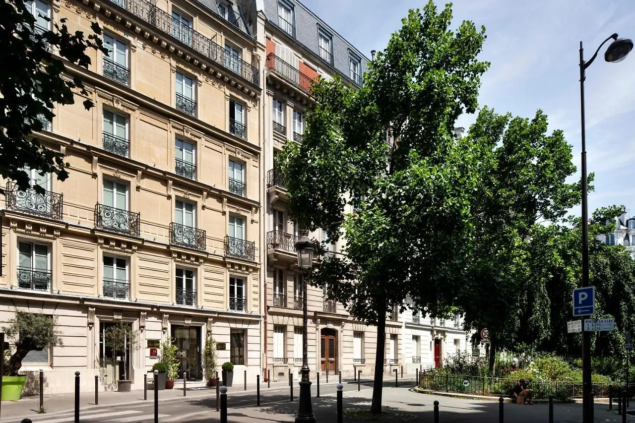 ***  Hotel Maxim Quartier Latin Paris France
